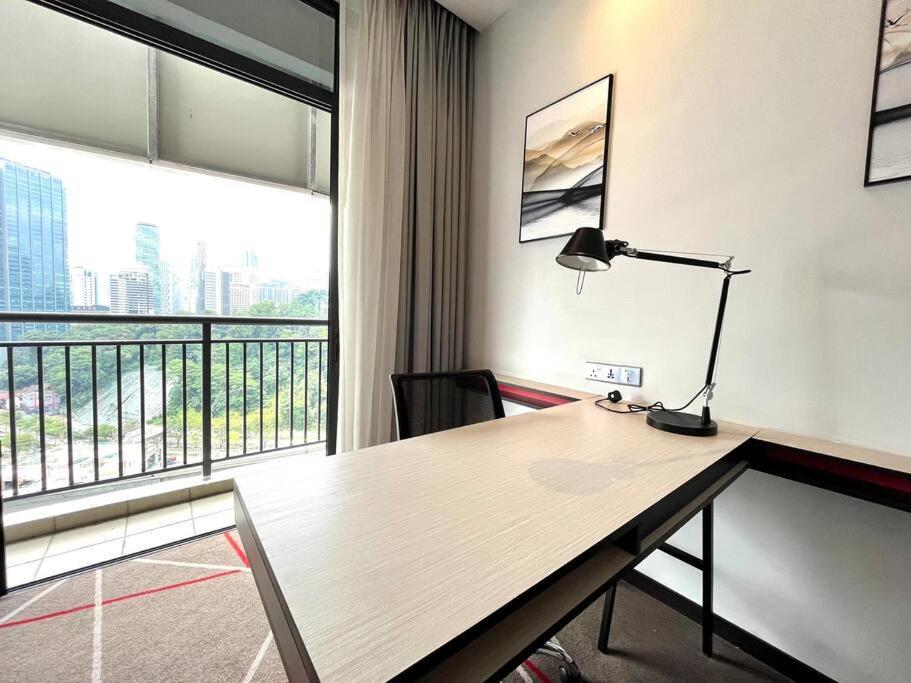 #173 M101 Dang Wangi Klcc View Pool By Livin * Kuala Lumpur