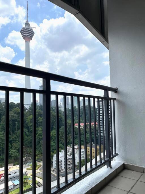 #173 M101 Dang Wangi Klcc View Pool By Livin Kuala Lumpur